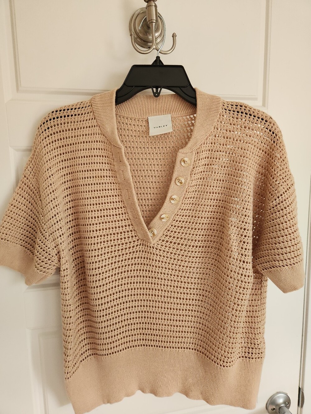 Varley Callie Beige V-Neck Short Sleeve Sweater